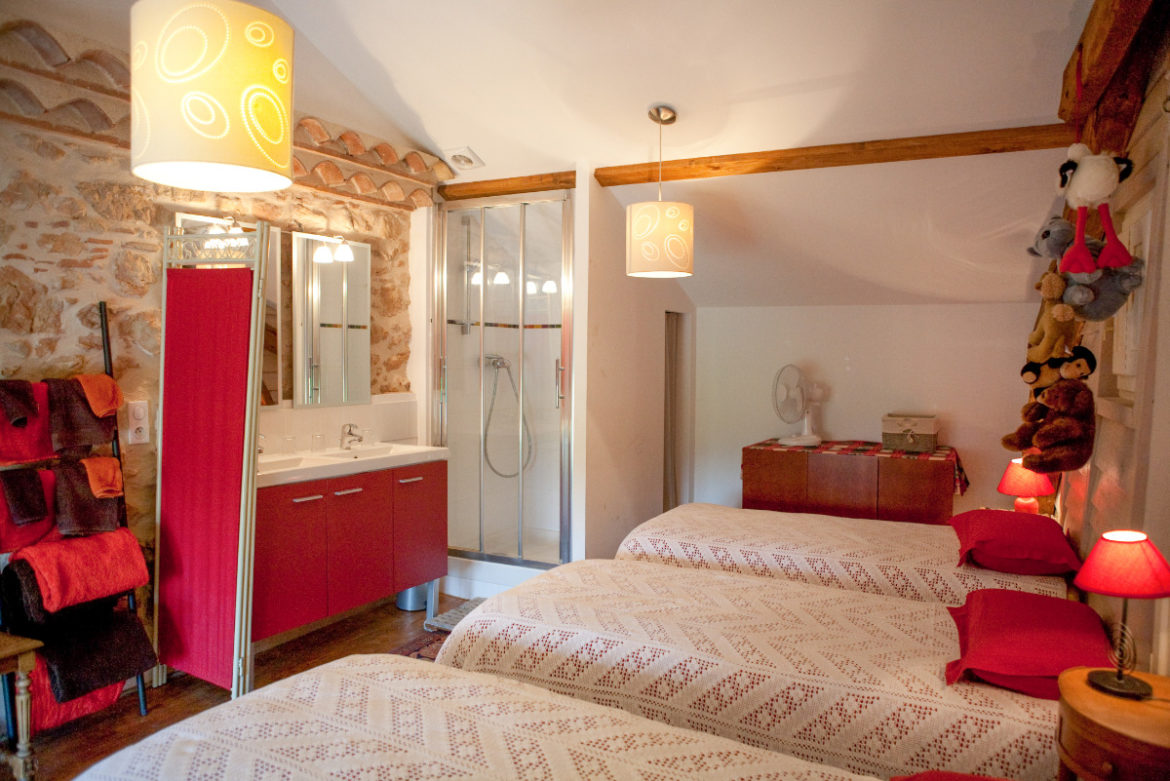 Le Verger de l'Espargne - chambre du gîte de groupe