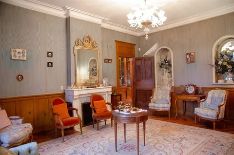 The boudoir and its marble chimneypiece